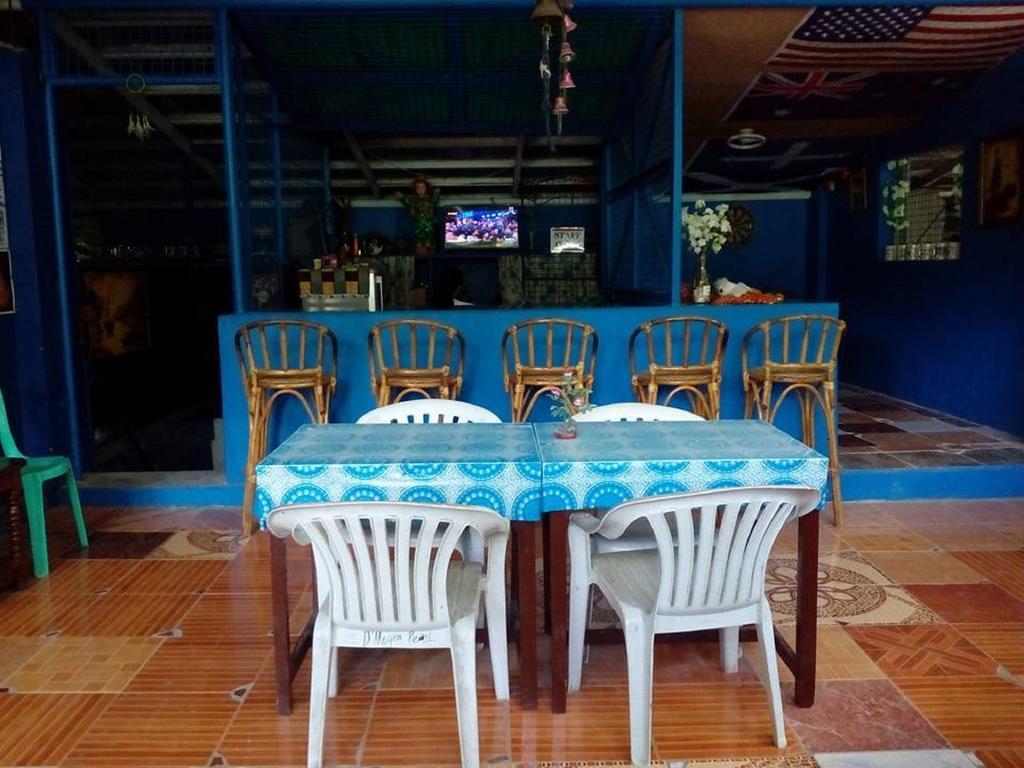 Happy Buddha Inn Puerto Galera Esterno foto